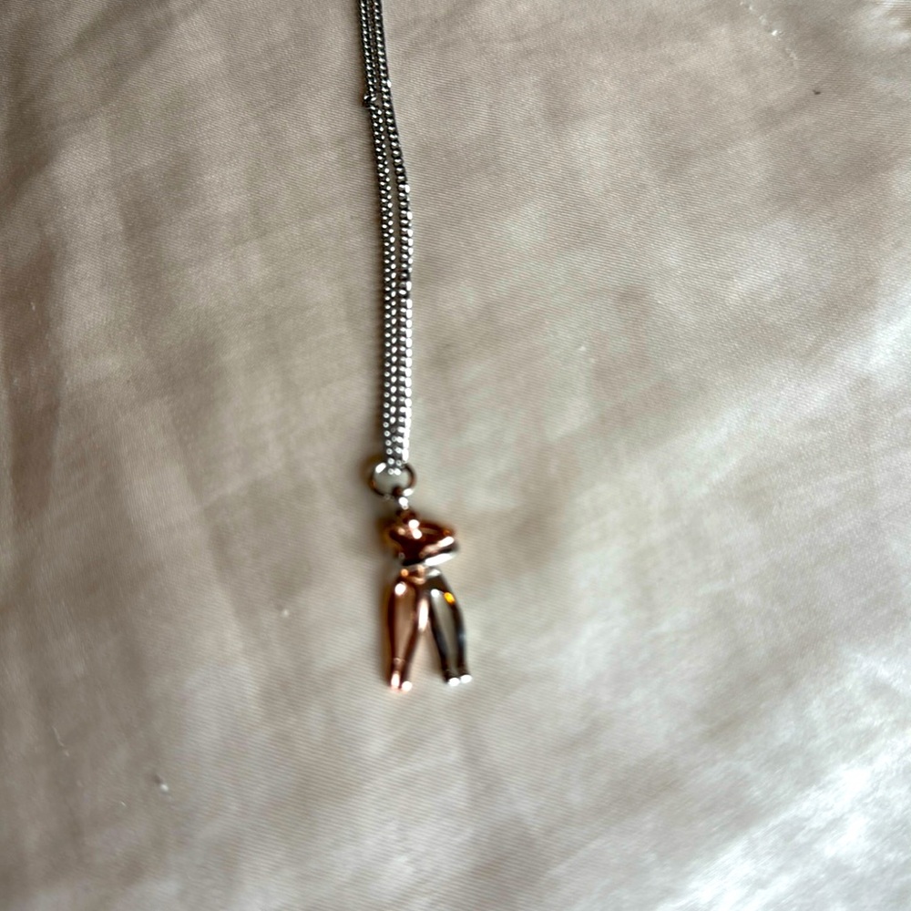 New Sterling silver 18 inch hug necklace